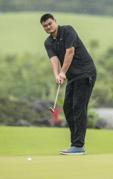 L’ex cestista cinese Yao Ming  un grande appassionato di golf AFP